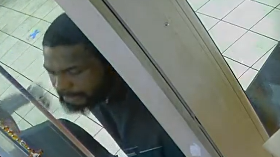 Man shoots at restaurant worker, claims she got his order wrong