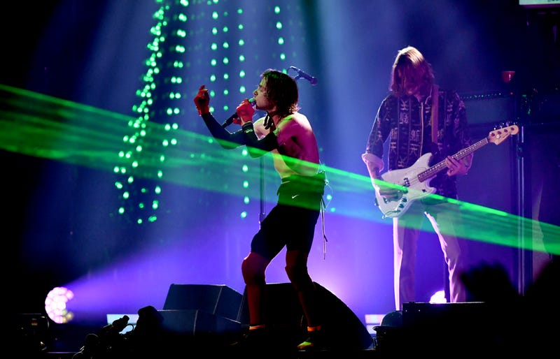 Cage the Elephant at KROQ's 'Almost Acoustic Christmas'
