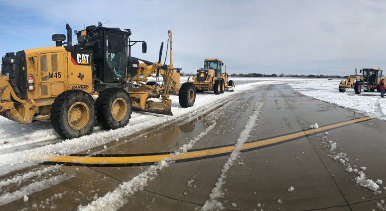 ABIA taxiway