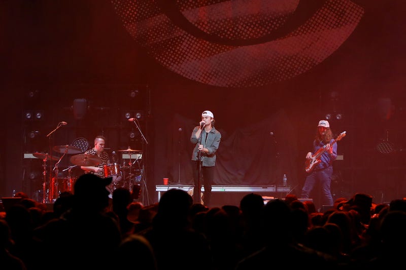 Thomas Rhett, Cole Swindell rock New Year's Eve at Xcel Energy Center in St. Paul, MN