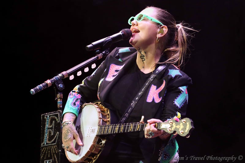 Elle King on stage