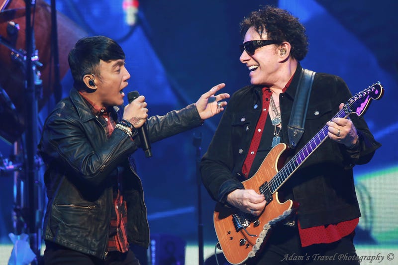 Journey and Toto take the Xcel Energy Center 