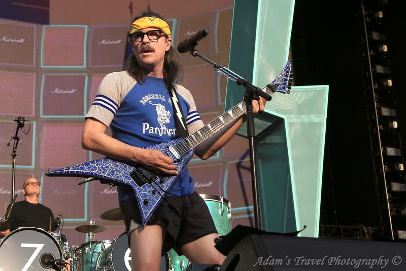 Weezer at the Hella Mega Tour at the Target Center