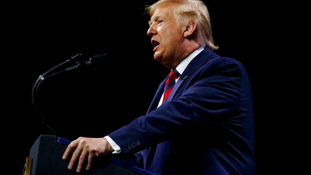 Trump Says Afghanistan Is Safer Than Chicago at Police Chiefs Conference Address