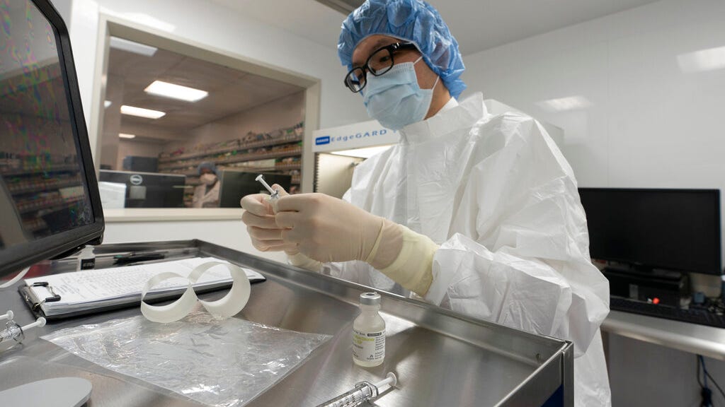 US panel endorses widespread use of Pfizer COVID-19 vaccine