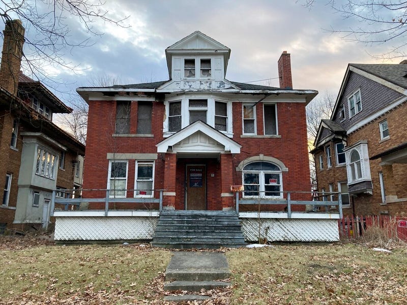 HGTV’s Nicole Curtis wins battle against Detroit Land Bank over rundown house