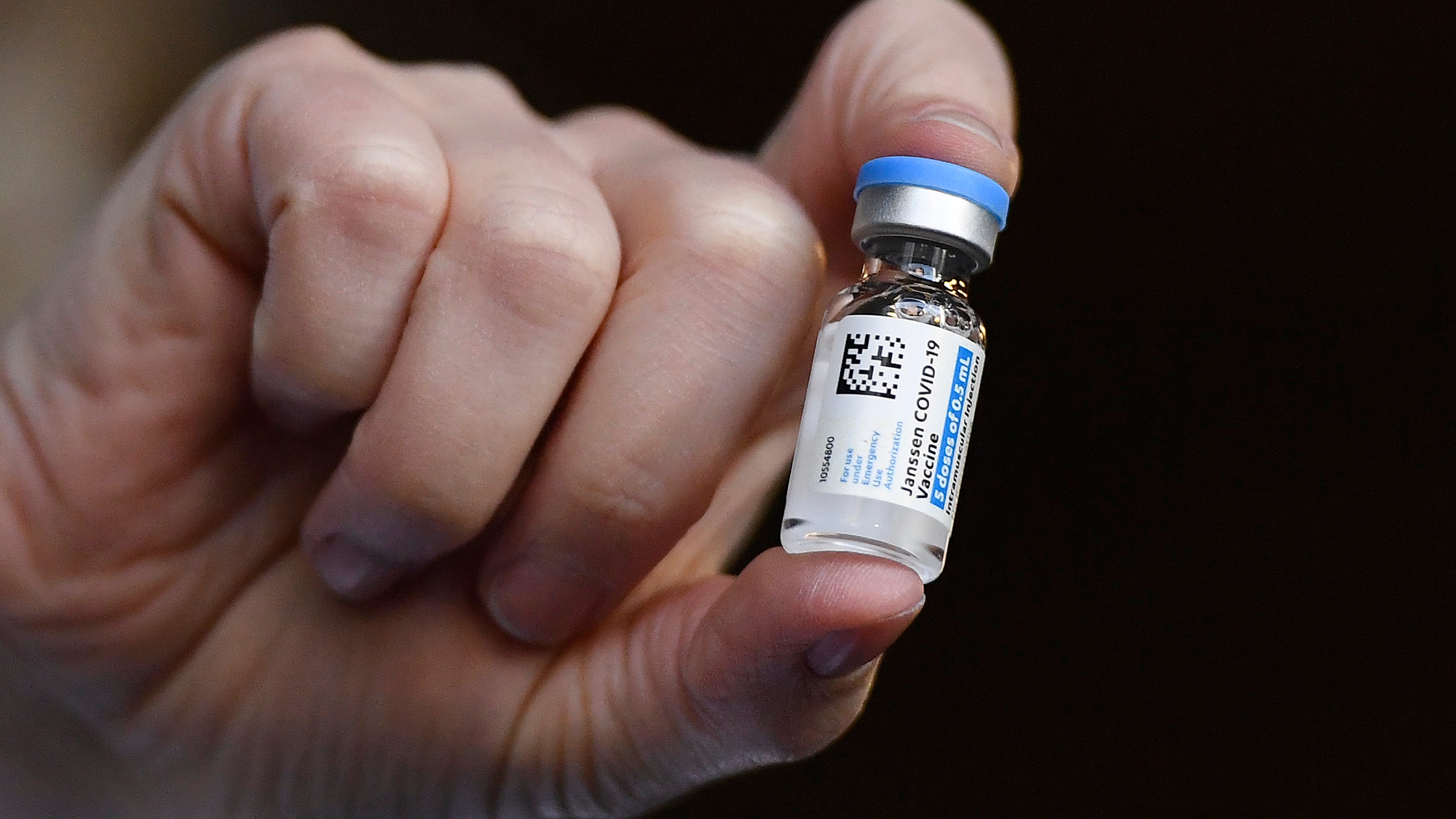 CDC advisers explain why they can't make a call on the J&J vaccine yet