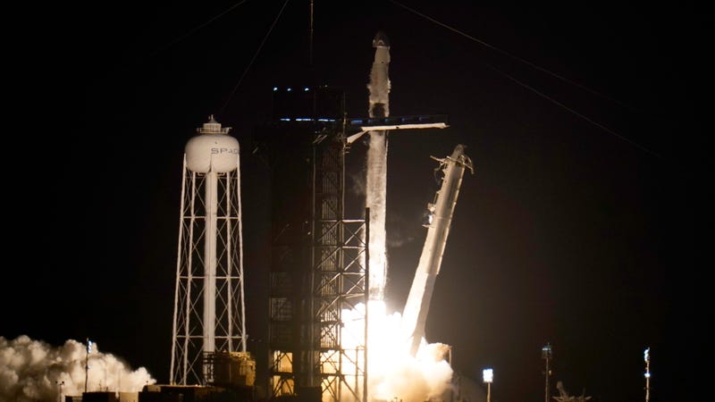 Army vet pilots SpaceX's 3rd crew launched with recycled rocket