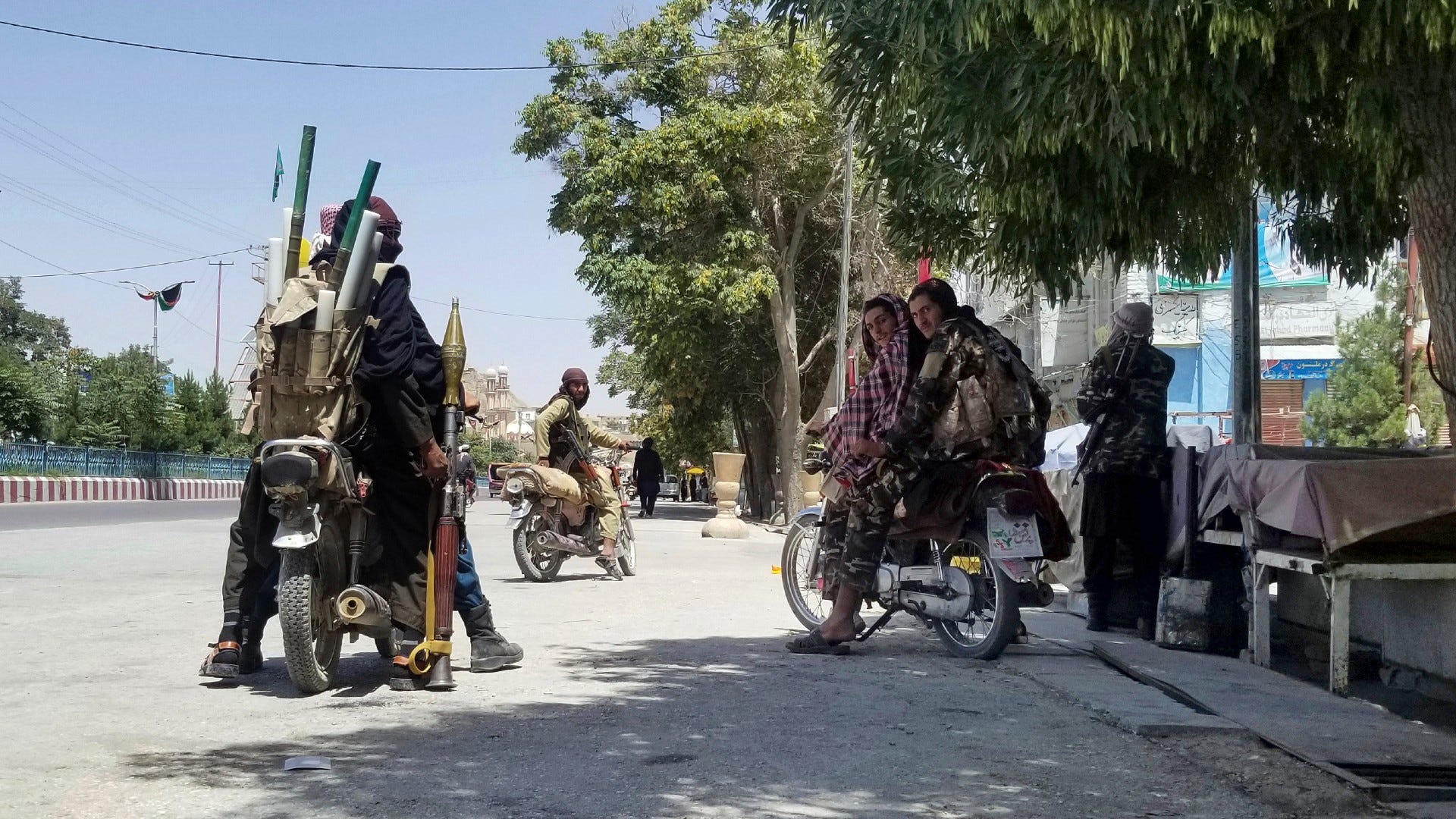 U.S. sending 3,000 troops for partial Afghan embassy evacuation