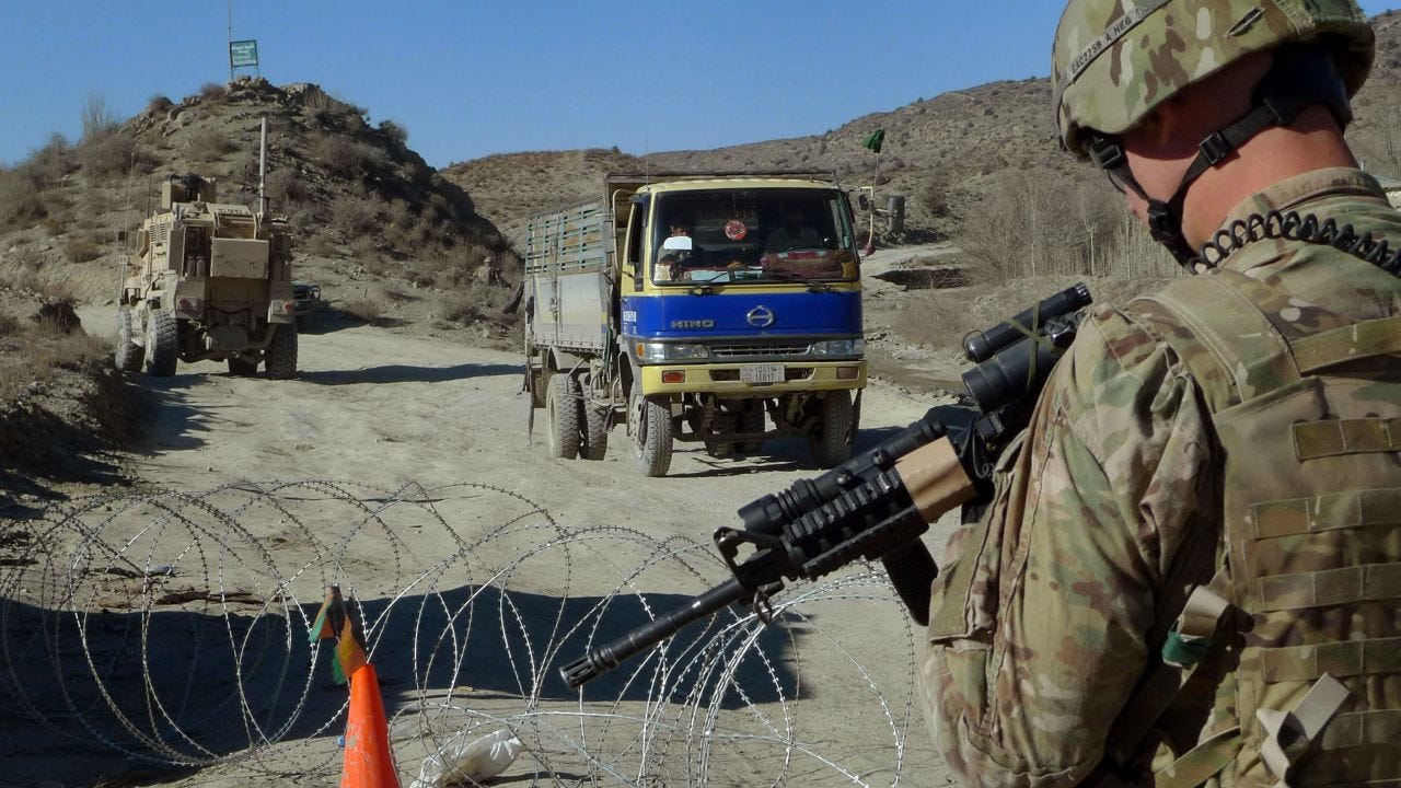 Poll: Afghanistan war unpopular amid chaotic pullout