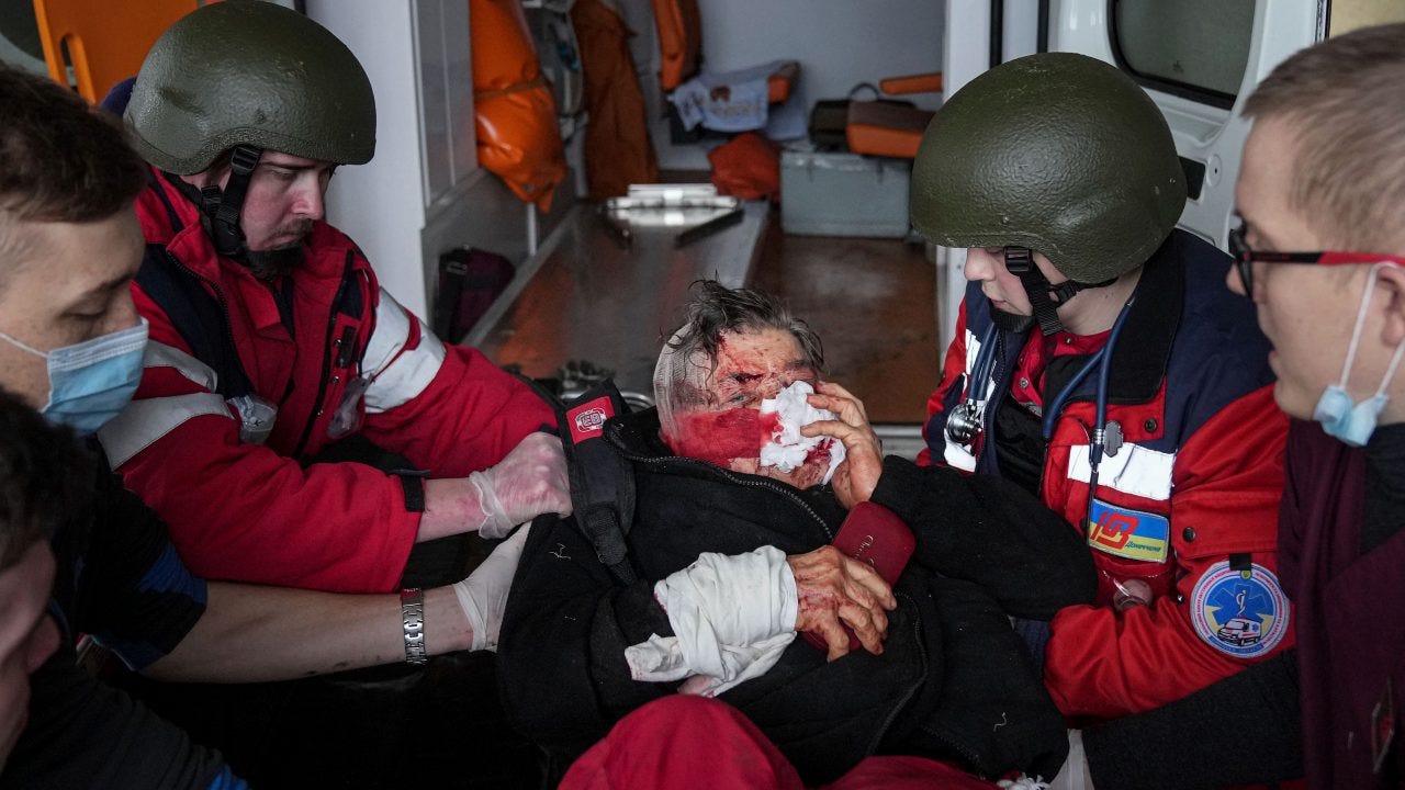 Lawmakers want U.S. to set up field hospitals for Ukraine