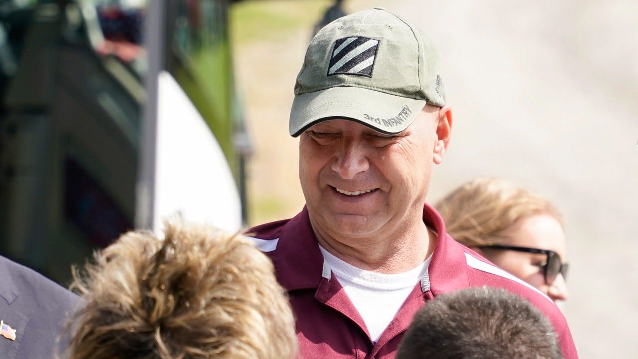 GOP fears far-right candidate, an ex-Army colonel, will be PA governor nominee