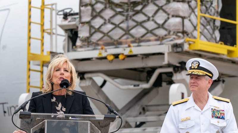 Jill Biden, Murthy welcome 2nd mass delivery of baby formula
