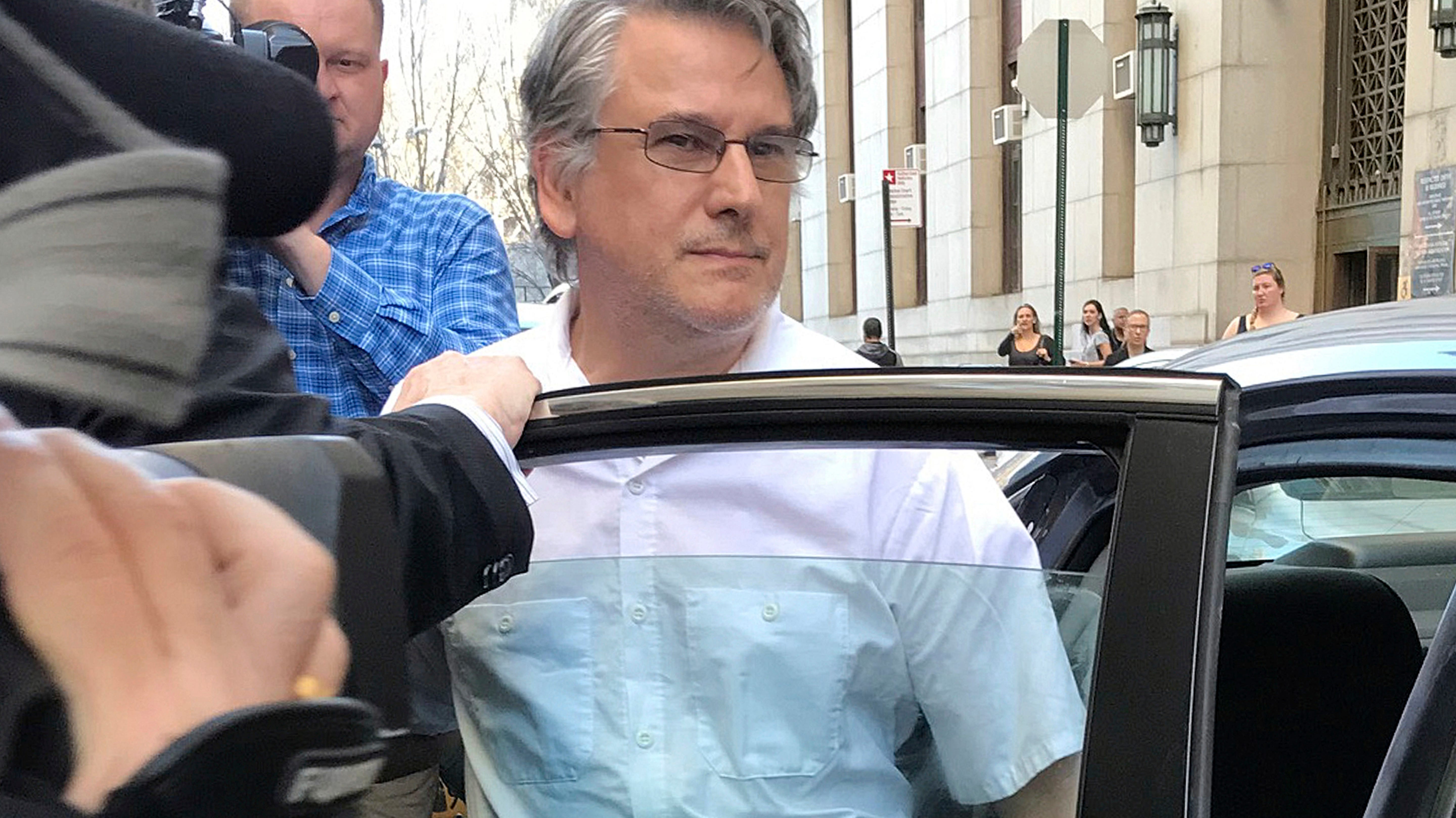 NYC doctor Ricardo Cruciani dies by suicide at Rikers after sex abuse conviction; 12th dead in DOC custody in 2022