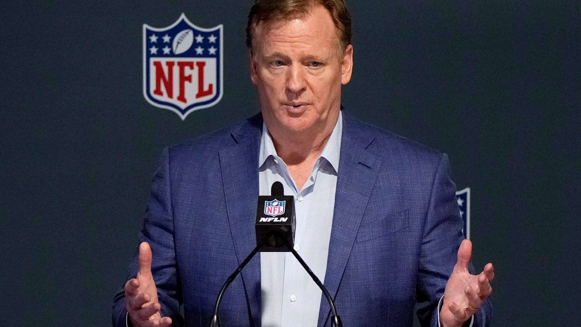 Judge shortens road to decide NFL racial discrimination suit