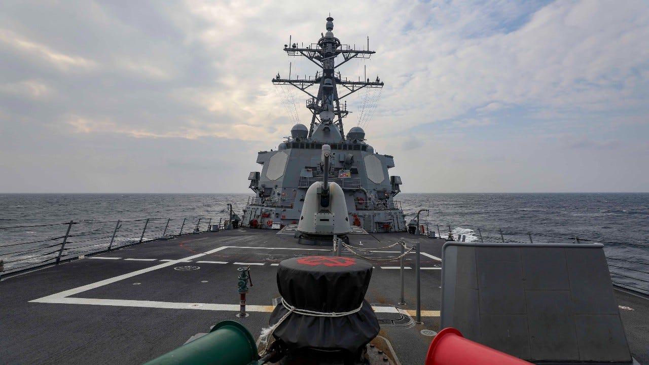 US, Canada transit strait; China dials down Taiwan rhetoric
