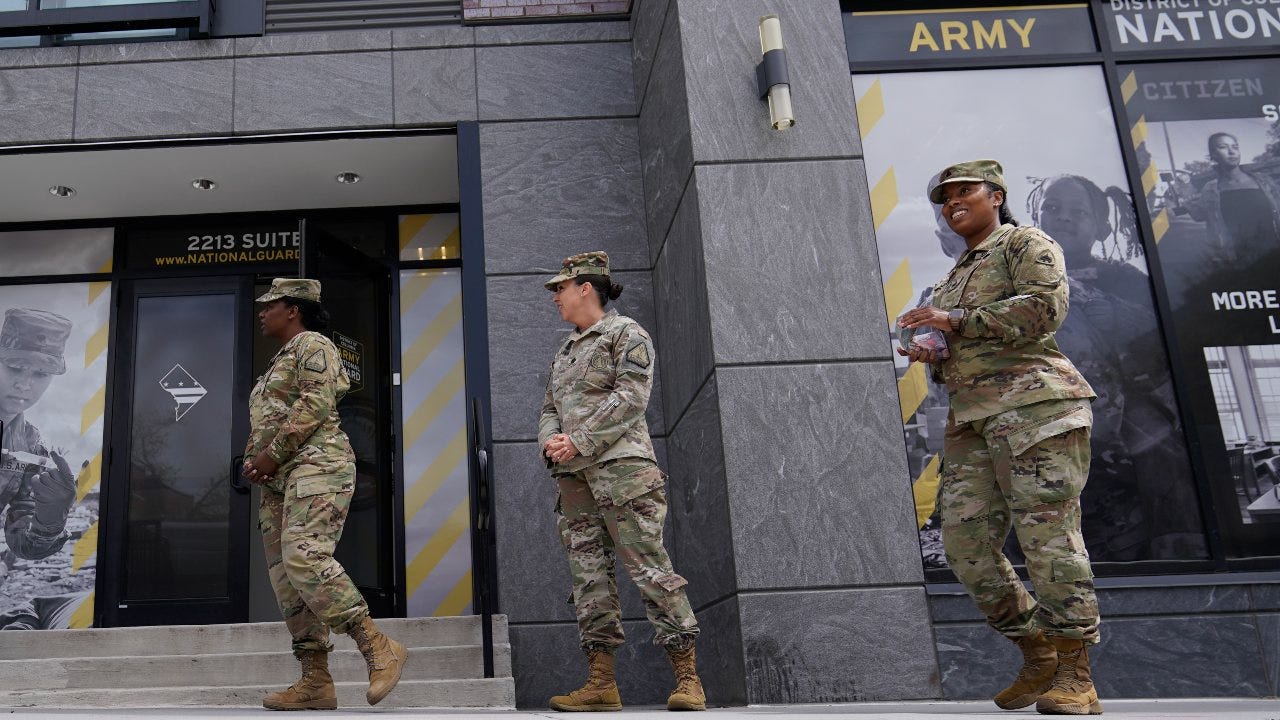 US Army misses recruiting goal; other services squeak by
