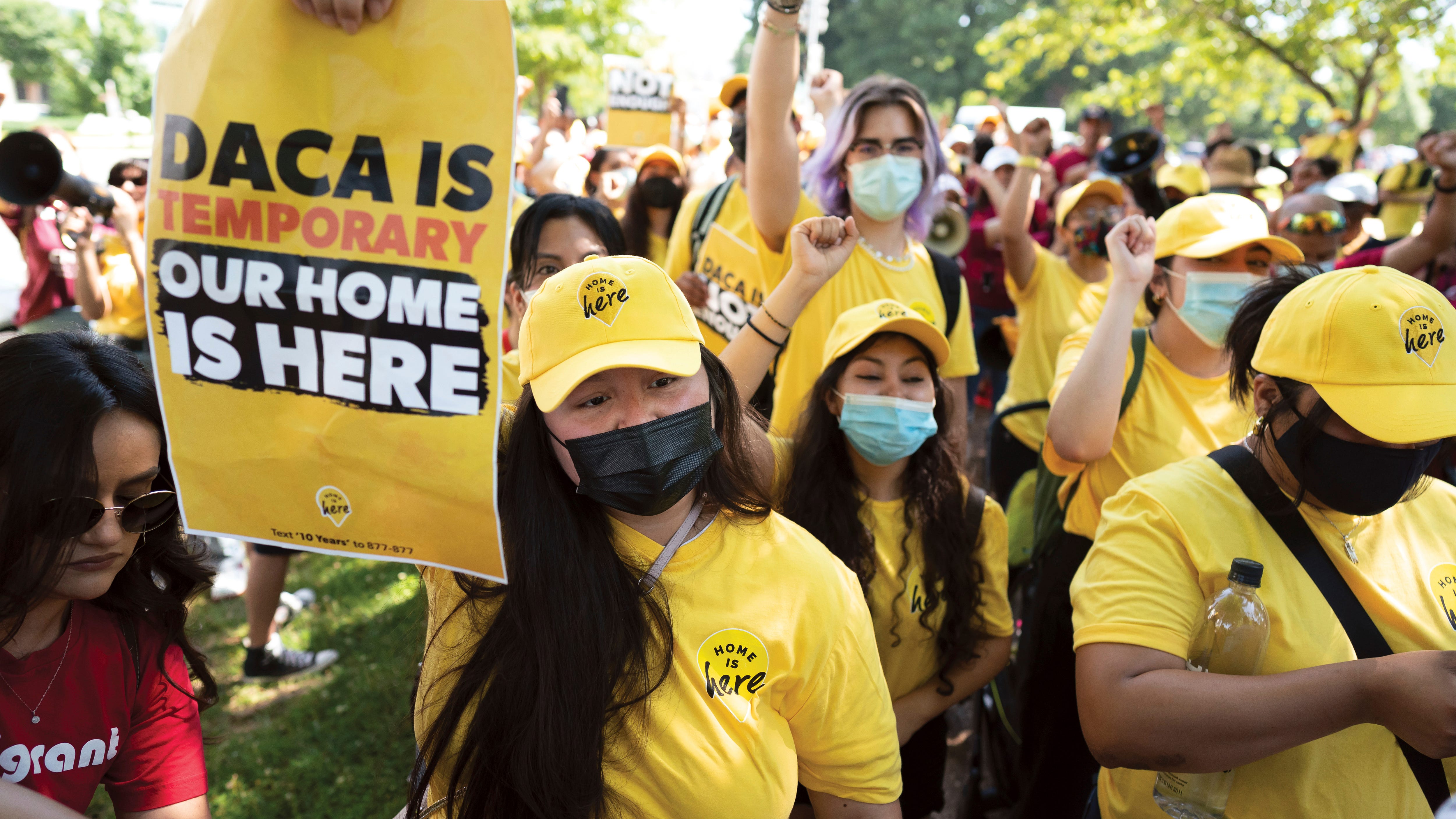 Judge rules new DACA program can continue temporarily