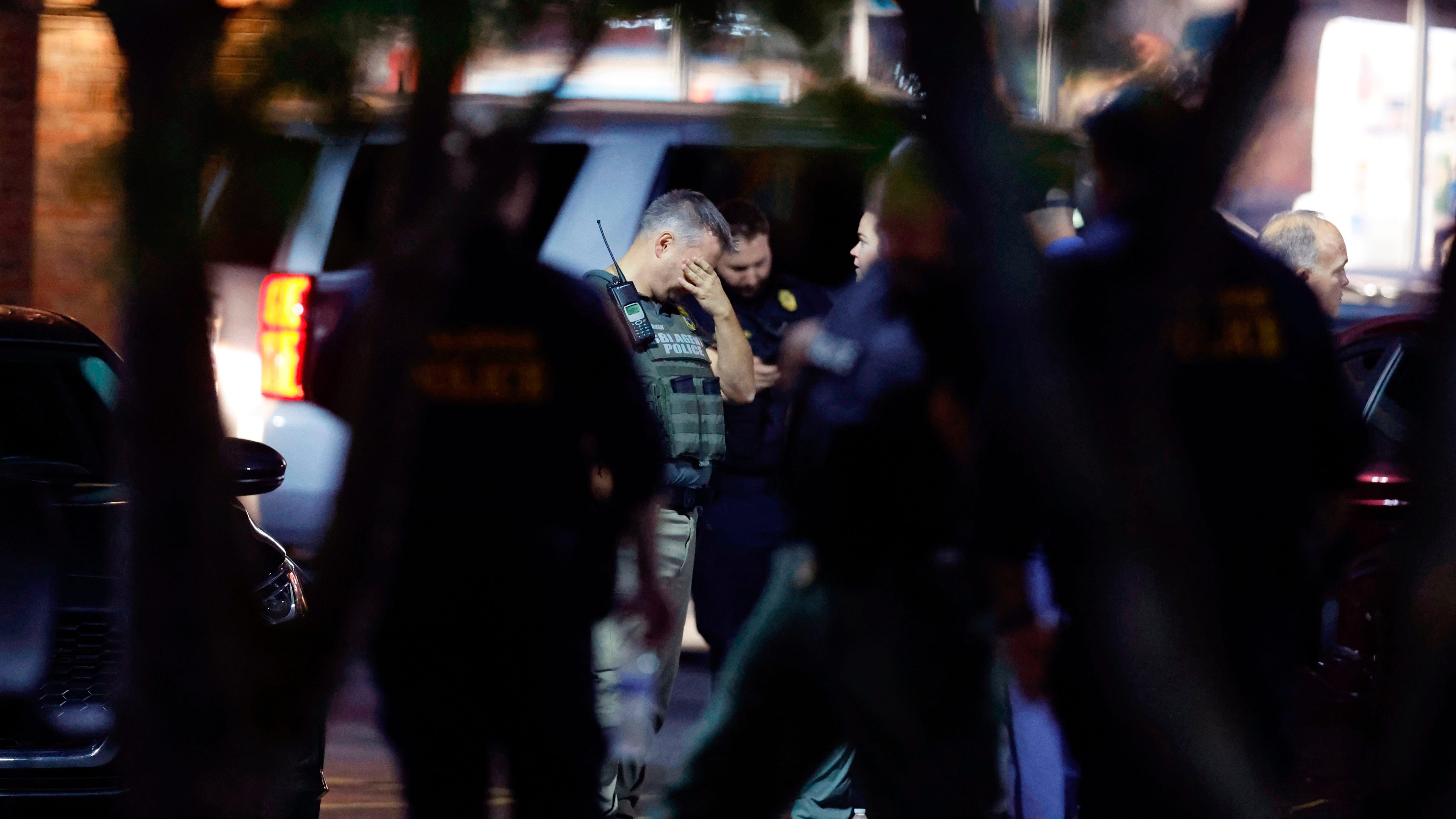 Police: Teen kills 5 in North Carolina neighborhood
