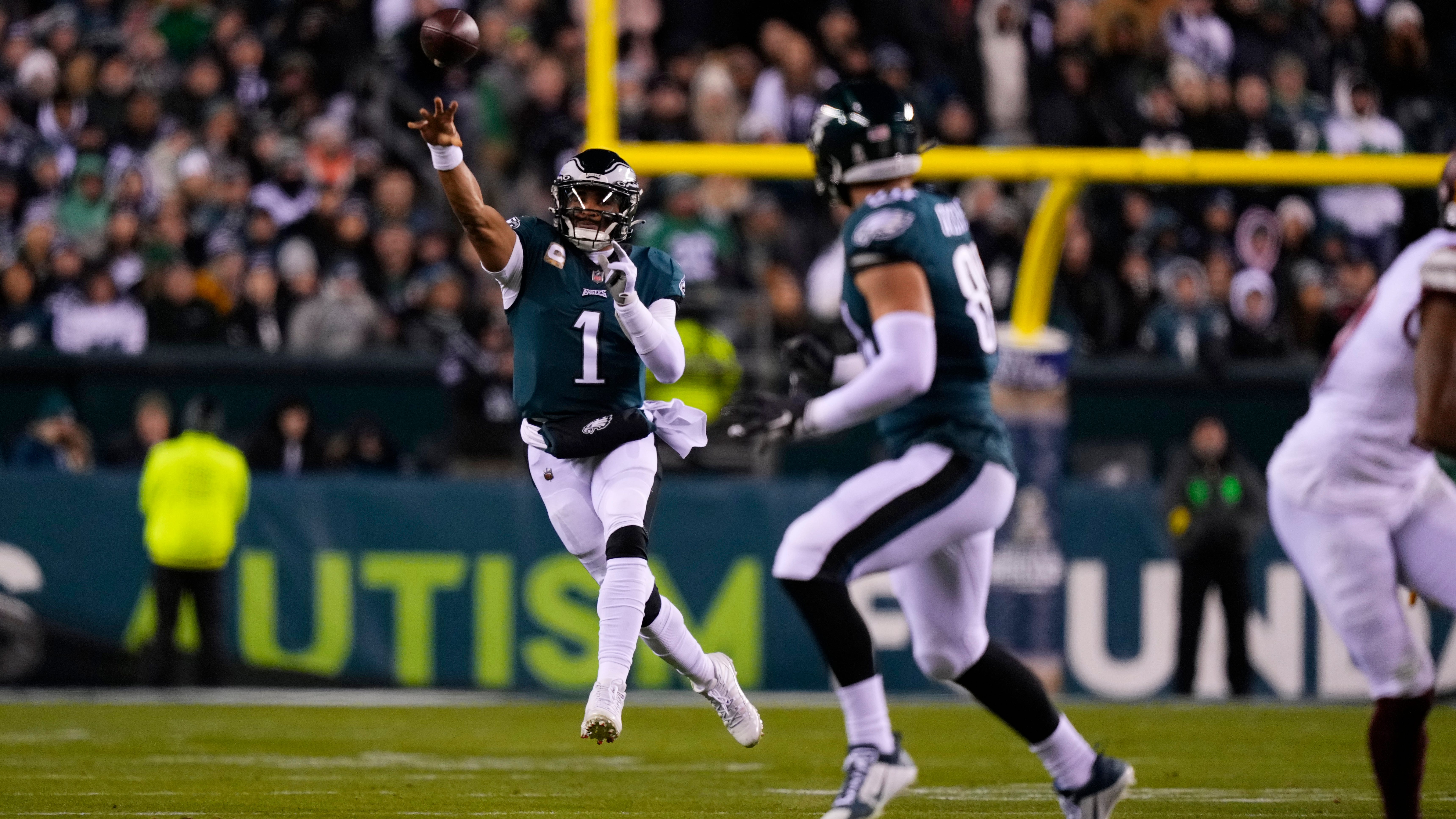 Commanders end sloppy Eagles' perfect season 32-21