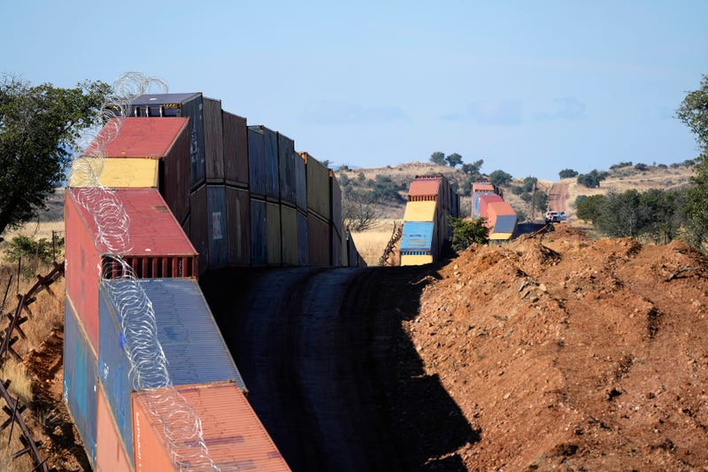 Arizona to remove shipping container wall from Mexico border