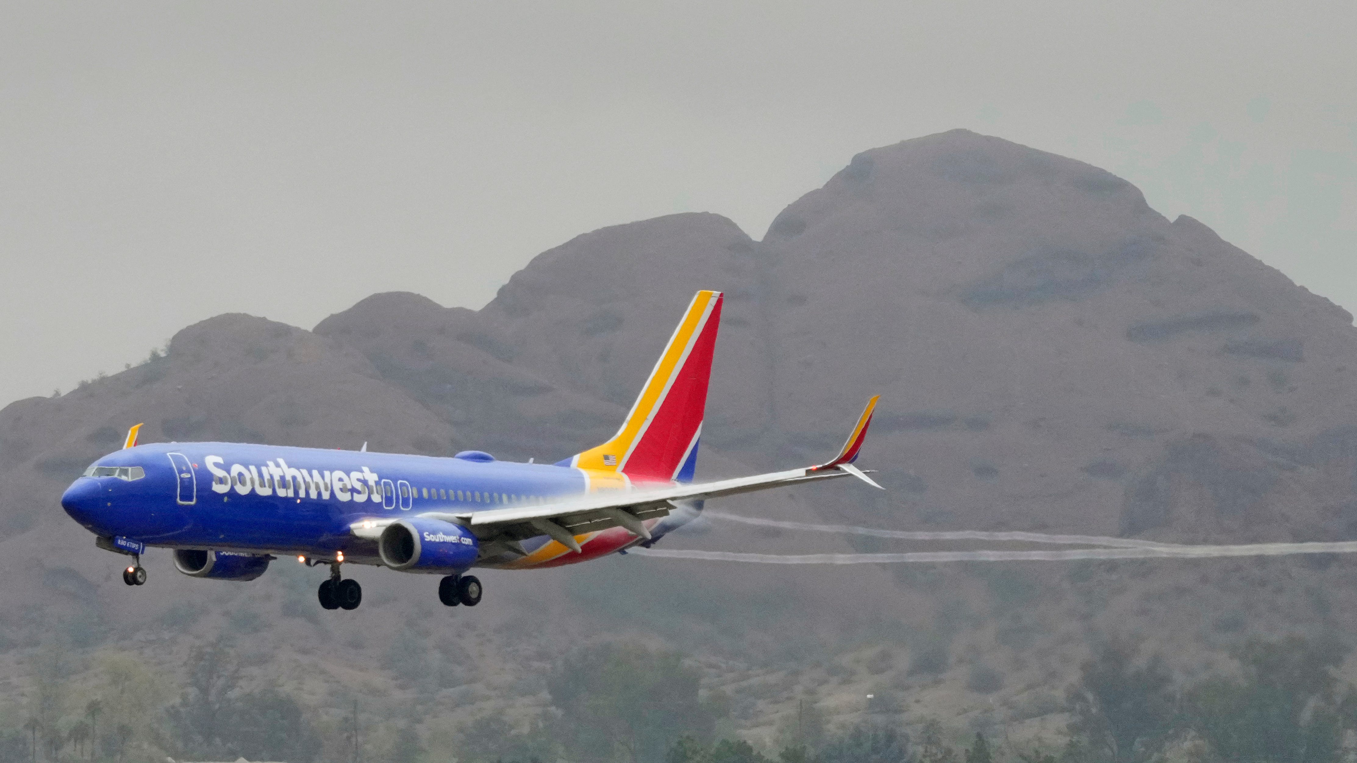 Southwest cancela otros 2.350 vuelos en EEUU