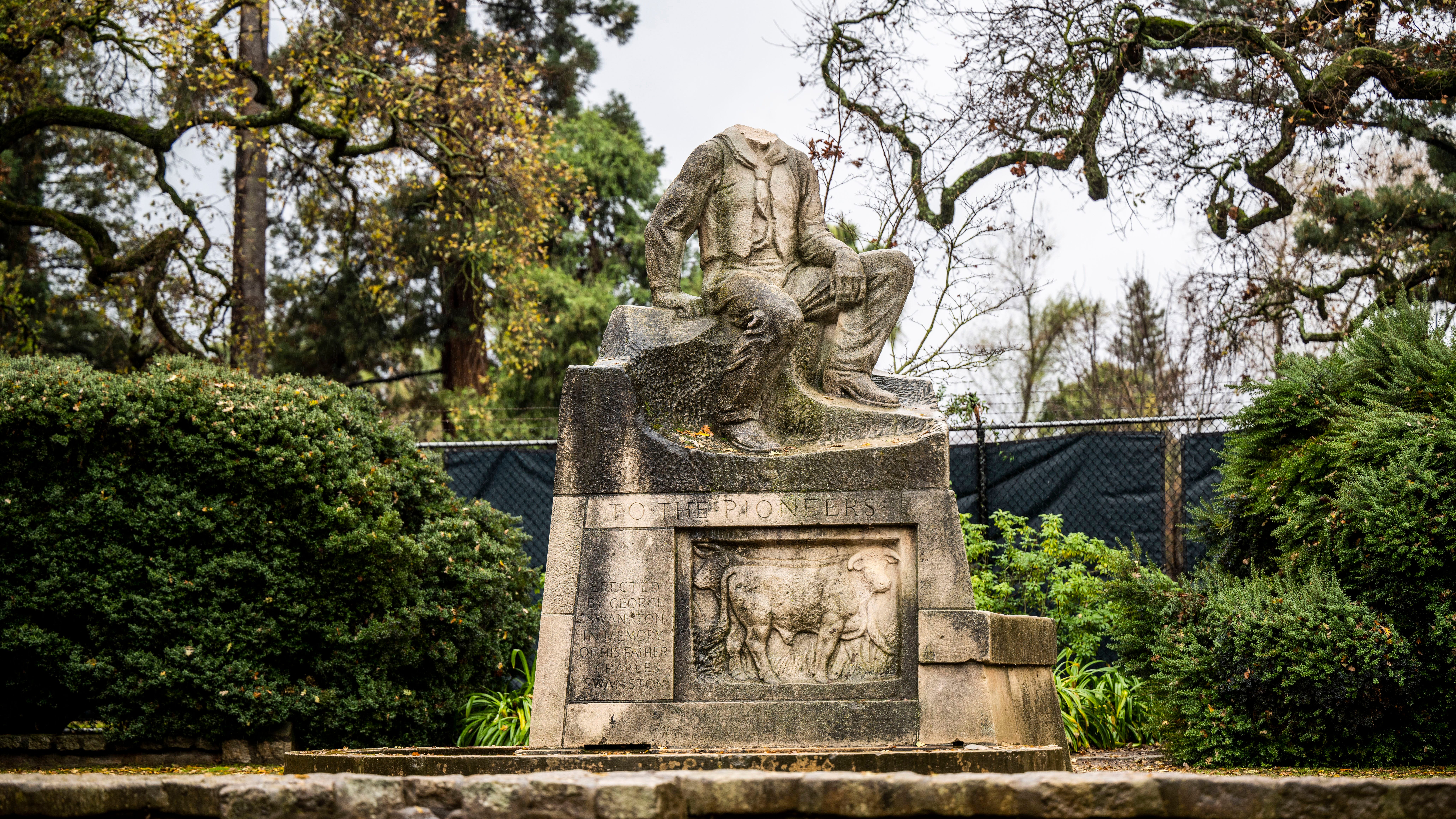 Sacramento statue of meat-packing magnate beheaded