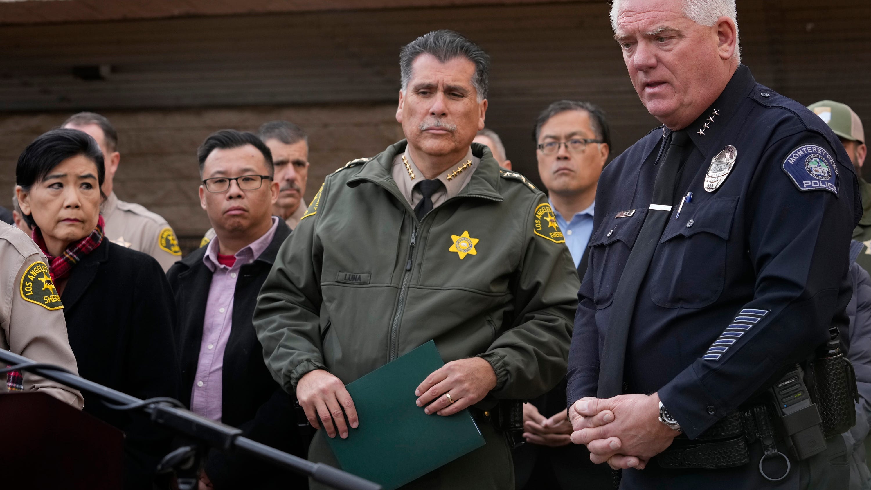 Cops took 5 hours to warn dance hall shooter was on the run