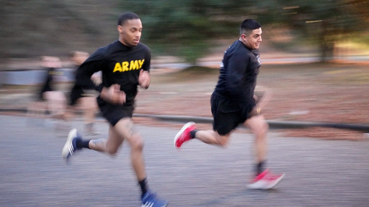 Pandemic pounds push 10,000 U.S. Army soldiers into obesity