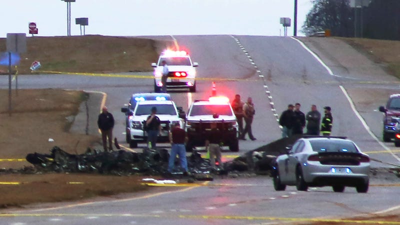 Black Hawk helicopter crashes in Alabama, killing 2 crew