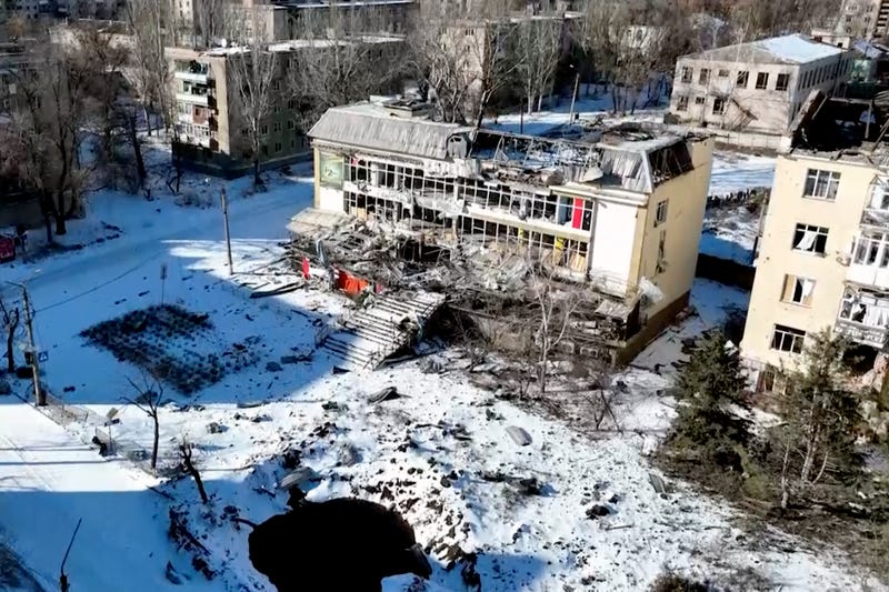 Ukraine: Drone footage shows scale of Bakhmut's destruction