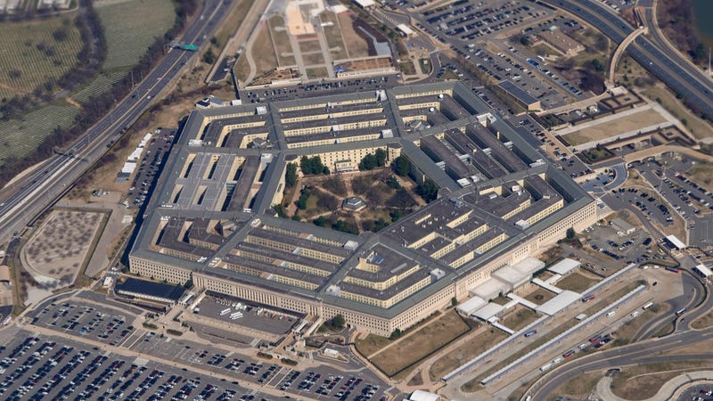Troops who refused COVID vaccine still may face discipline
