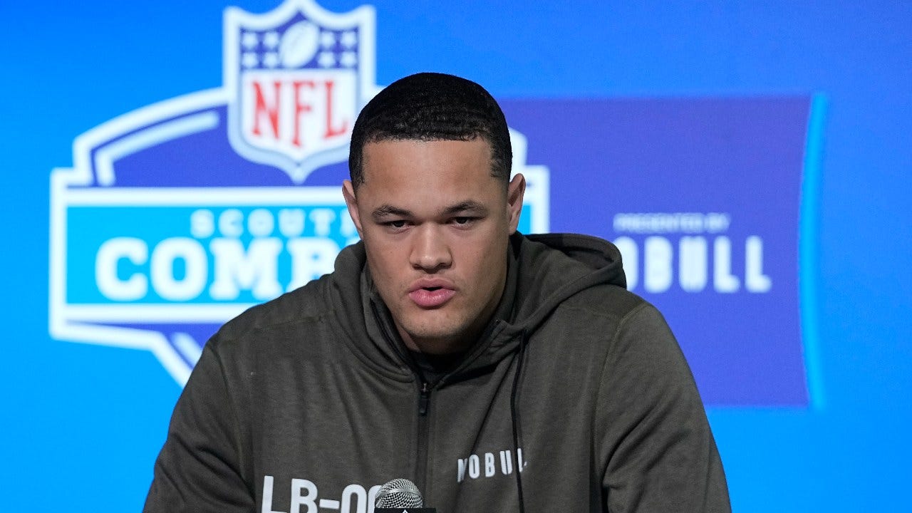 Military prospects see NFL hopes rise after policy change