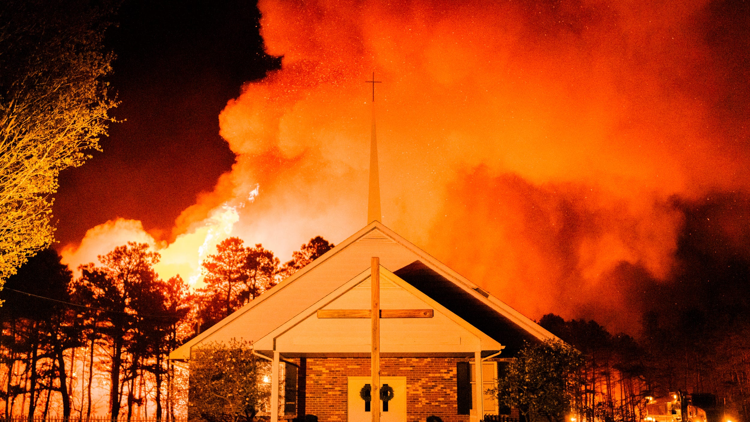 FIERY PHOTOS: NJ wildfire crews face 200-foot wall of flames, falling embers