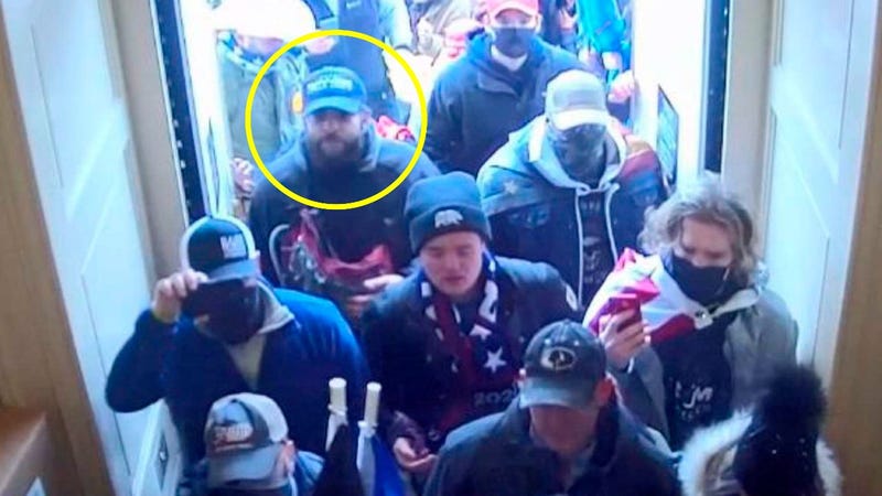 Capitol riot suspect, Navy vet arrested near Obama's home indicted on firearms charges