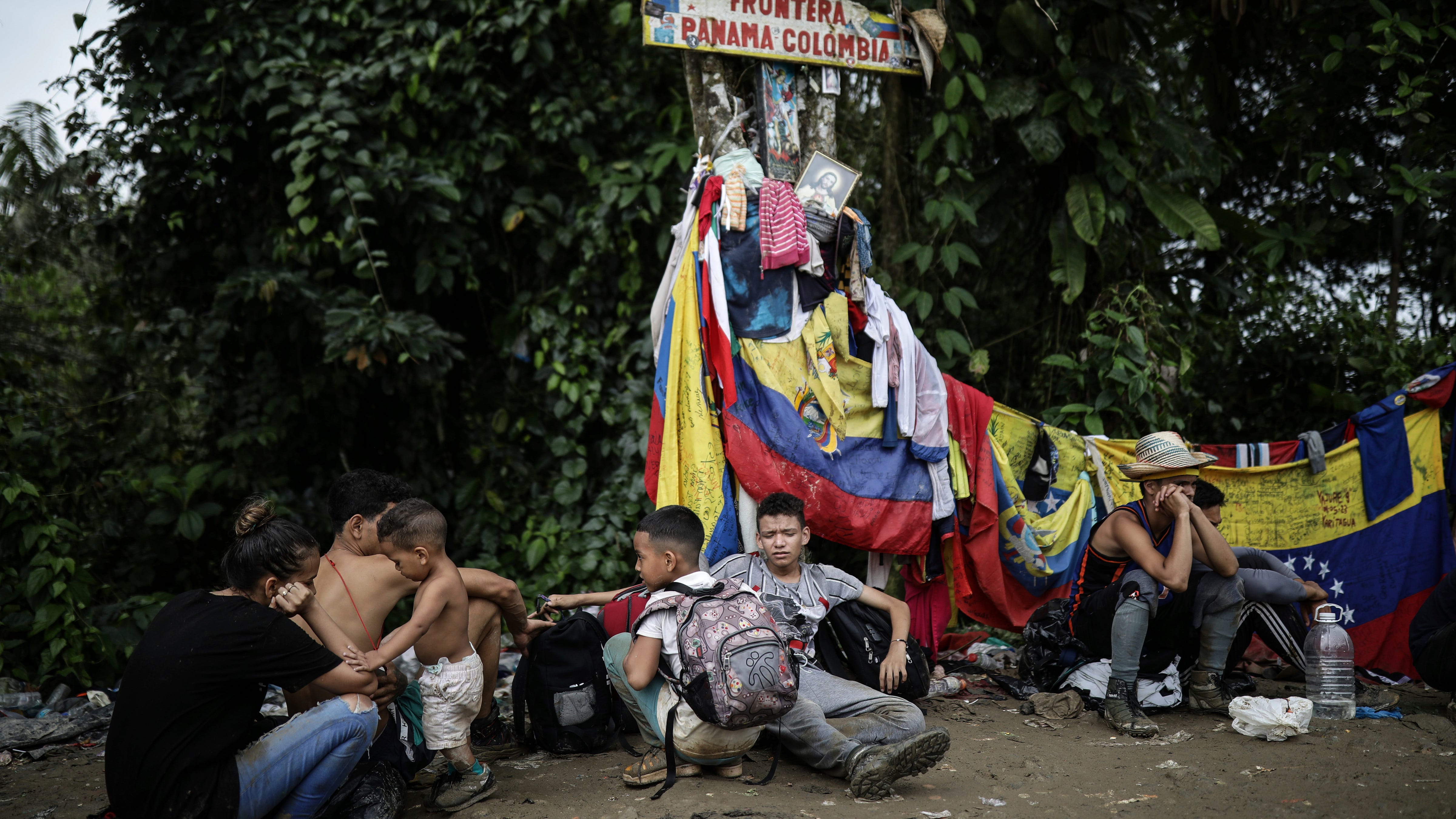 Panamá anticipa que tomará medidas contra el intenso paso de migrantes por la jungla