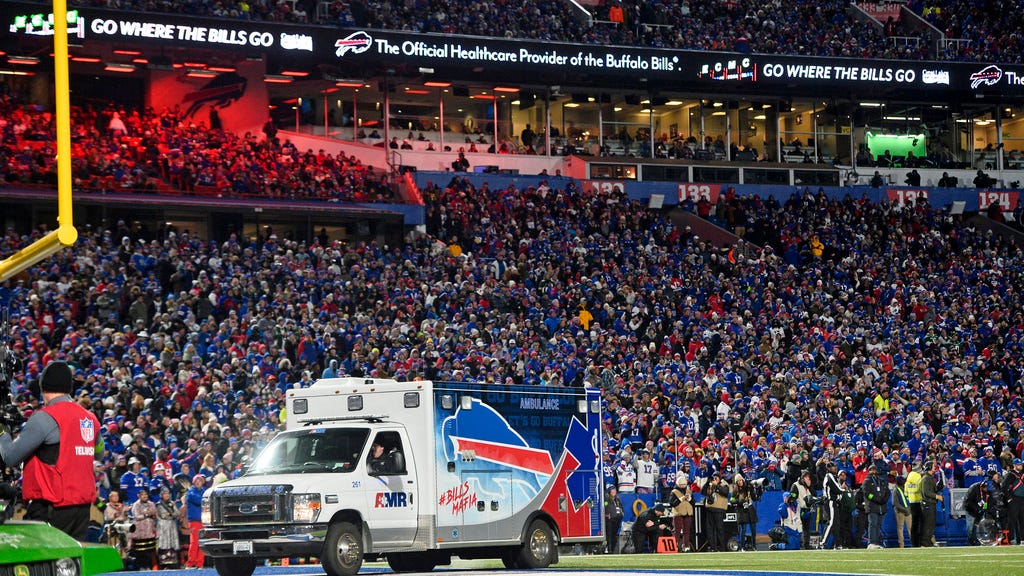 McDermott says safety Rapp has chance to play day after neck injury