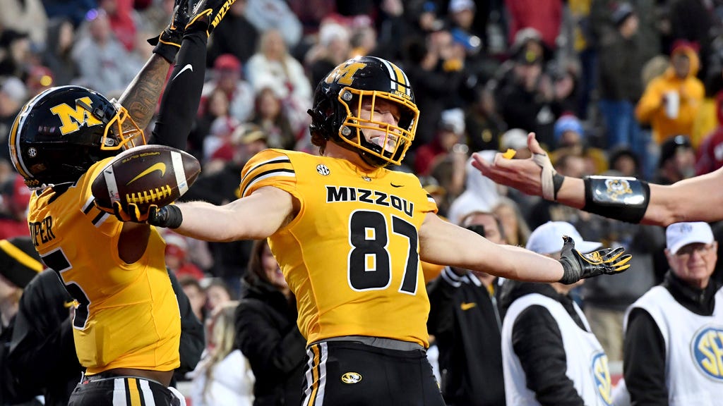 Cotton Bowl pits SEC's Missouri against Big Ten power Ohio State in teams' 1st meeting since 1998