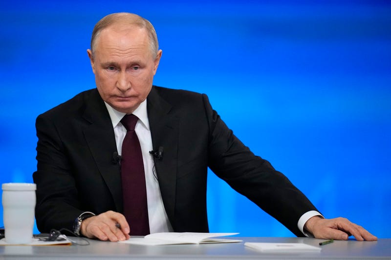 Putin says Russia is in dialogue with the US on exchanging jailed Americans Gershkovich and Whelan