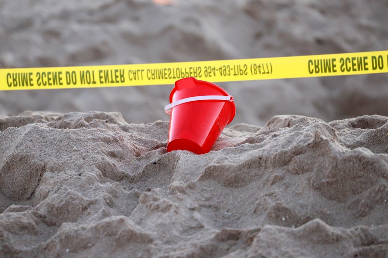 muere niña en playa de florida