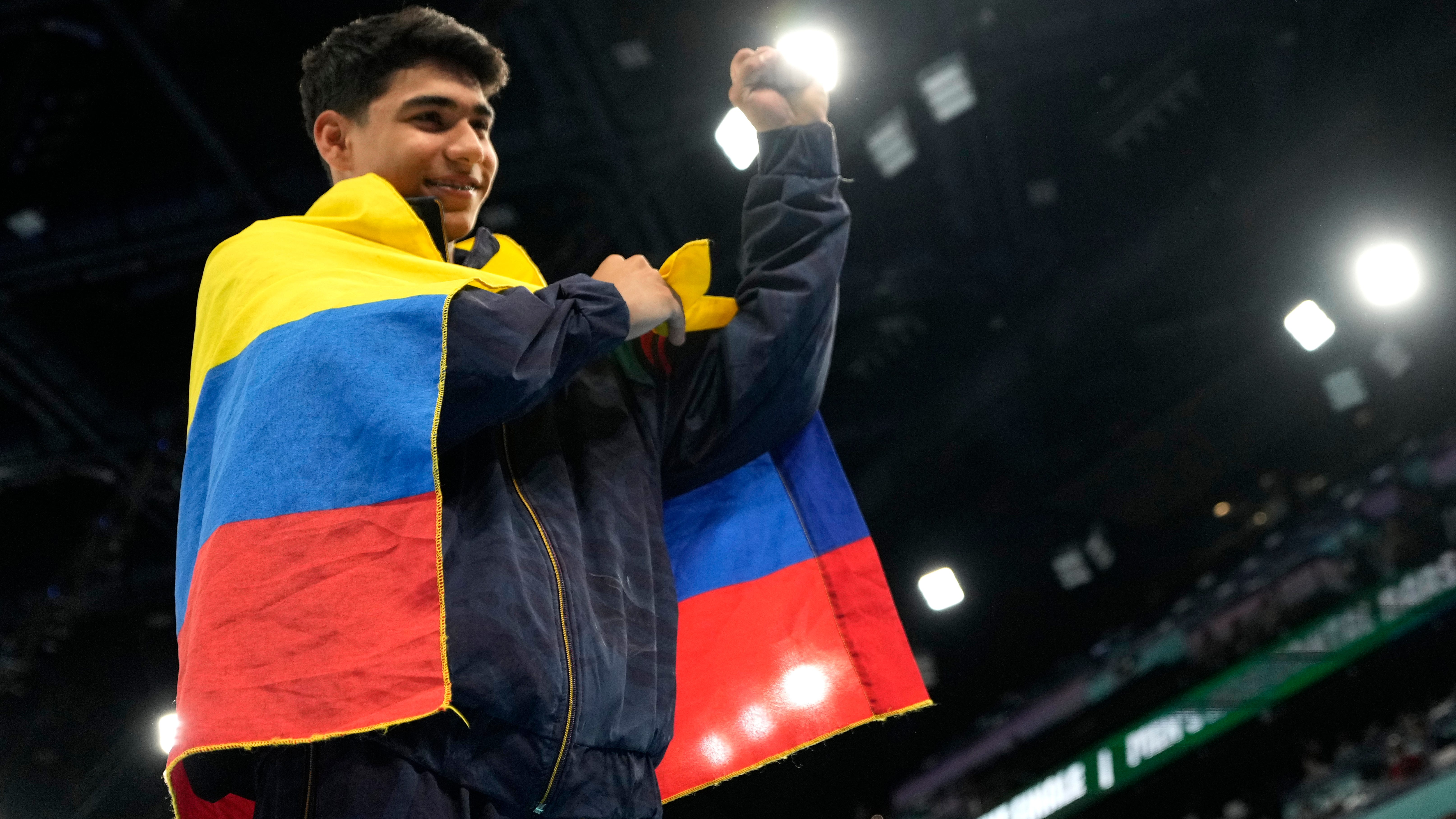 Ángel Barajas conquista una plata histórica para Colombia en la gimnasia olímpica