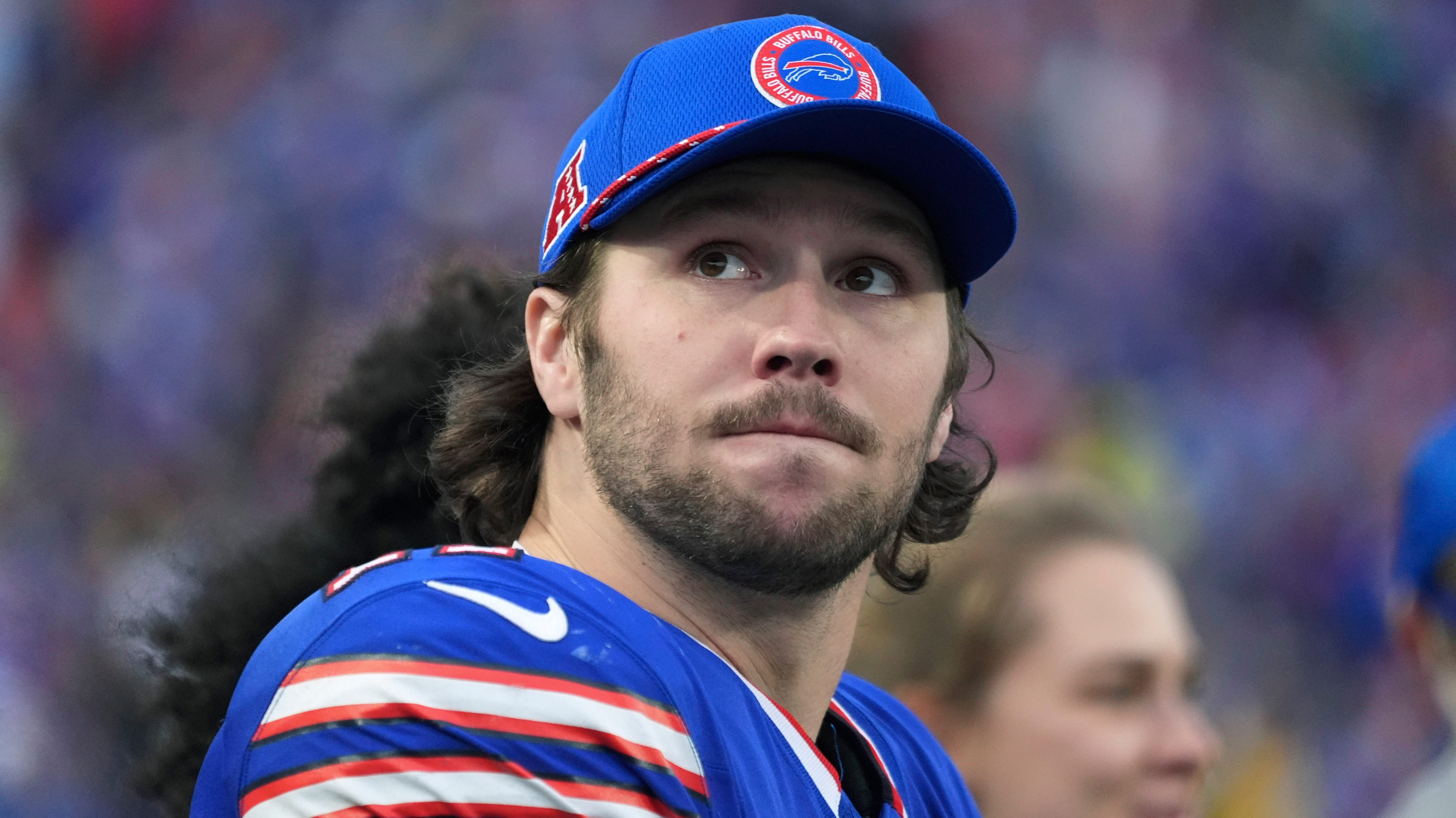 Bills offense sets the table with an 'everybody eats' approach that has 13 players with a TD catch