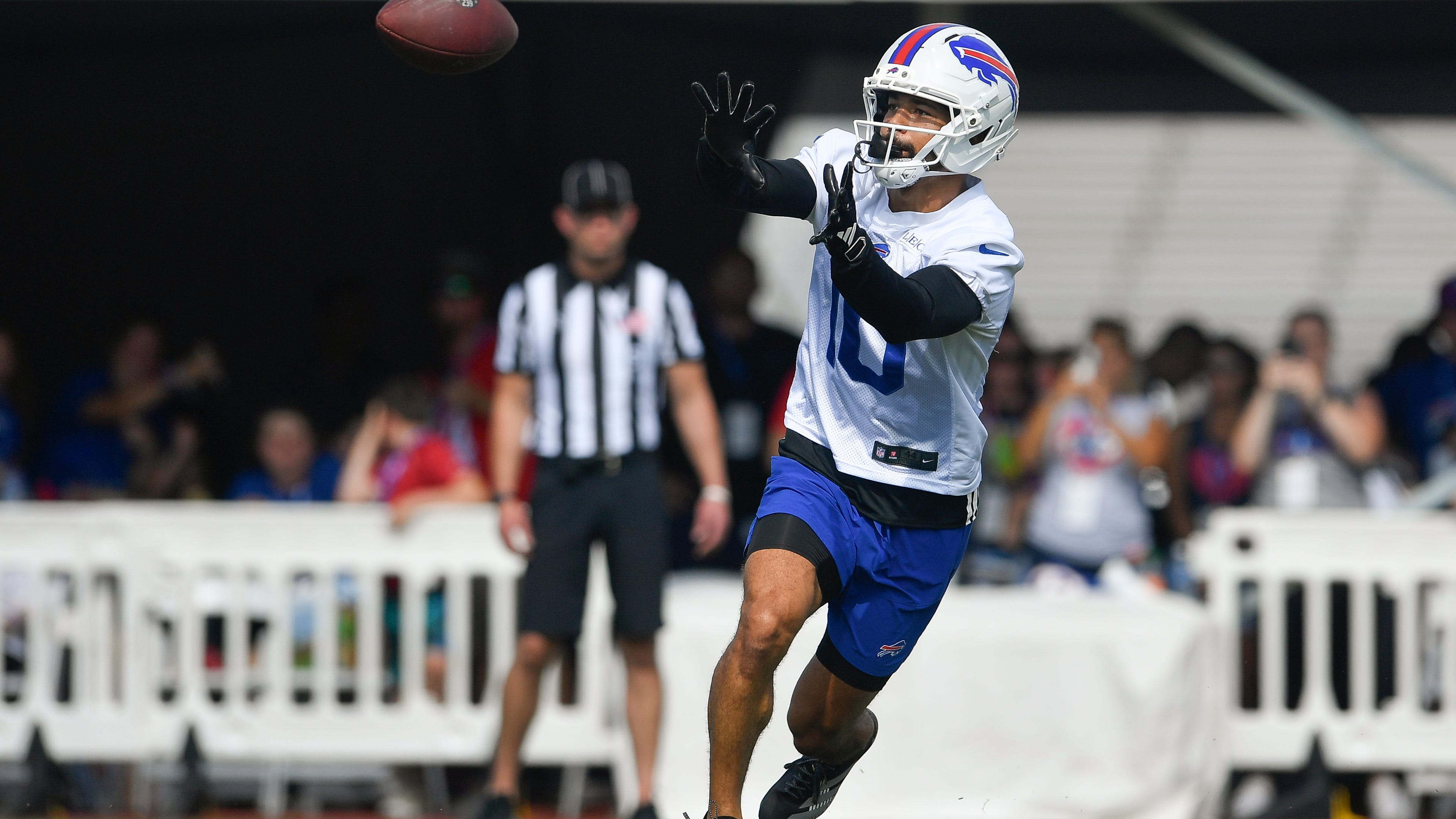 Bills mounting list of injuries grows to 15 players, with additions of WRs Shakir and Palmer