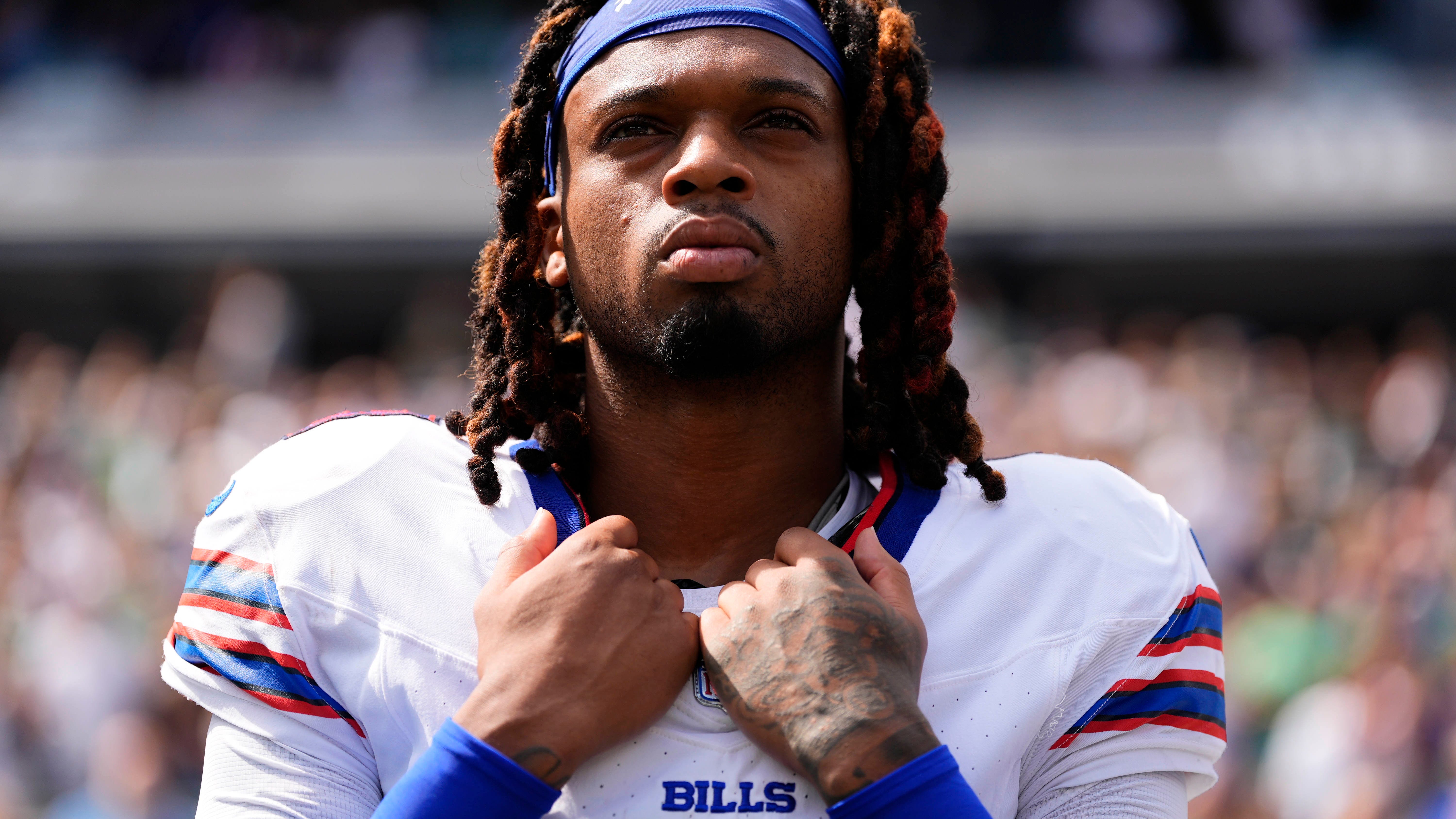Banged-up Bills rule out safety Hamlin, DT Sanders, with both to be placed on IR