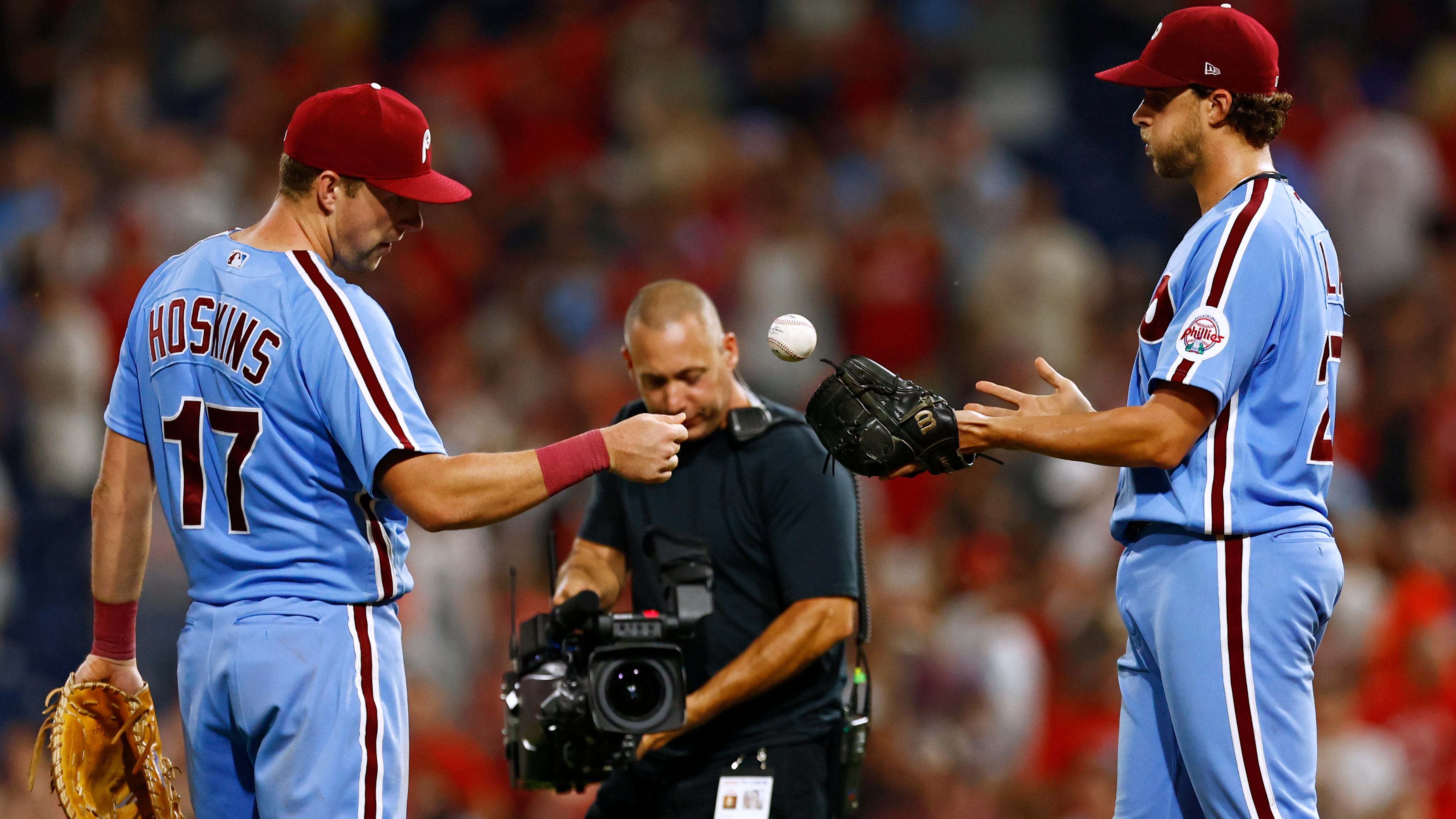 Dombrowski addresses looming Nola, Hoskins free agency