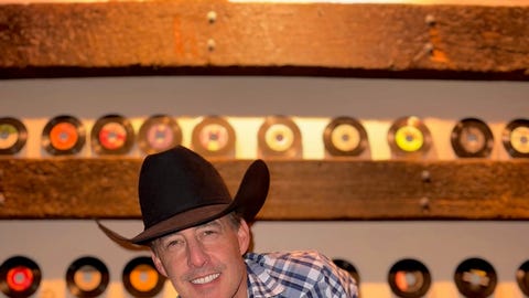 Aaron Watson live at Moonshine Flats!