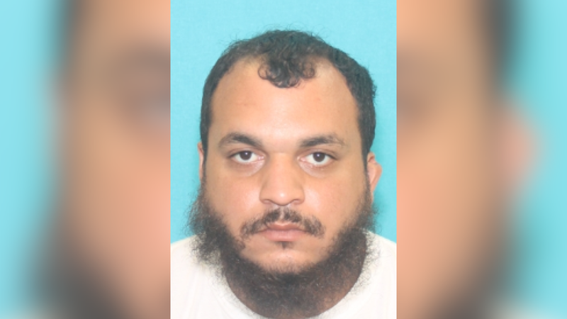 A mugshot of Ahmed Perez, the suspect still at large from the Avila DTO