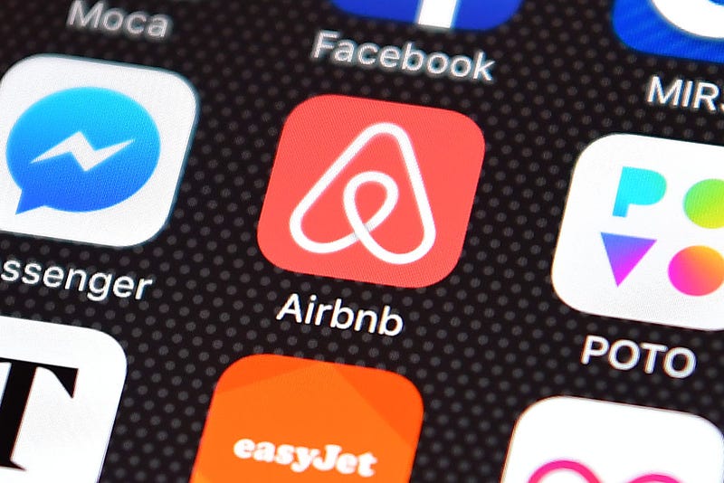 Airbnb logo