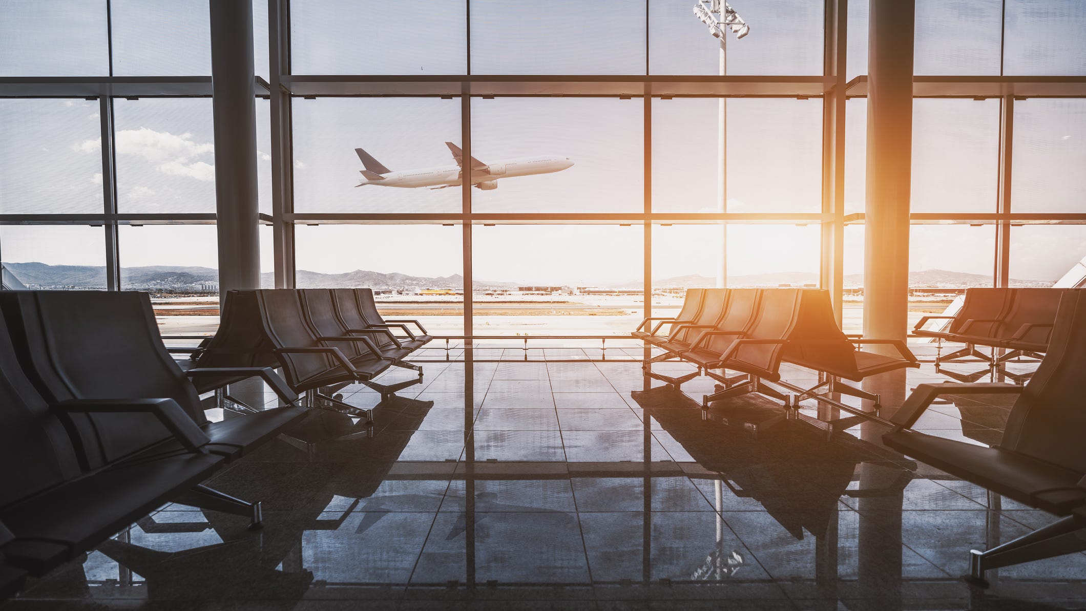VIDEO: Large fight breaks out in Miami airport over seating assignments