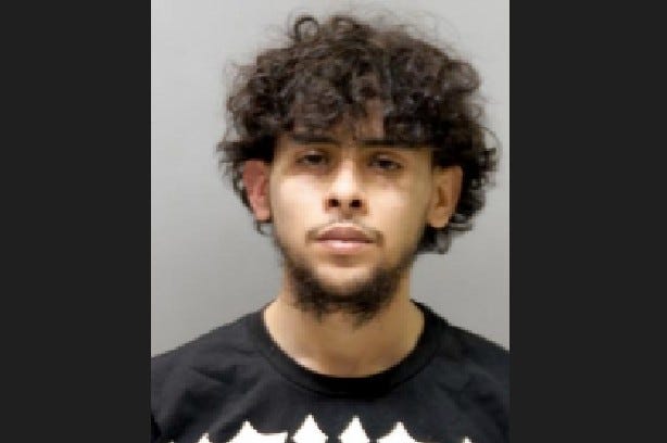 Clerk who locked gas station doors prior to fatal gas station shooting charged with involuntary manslaughter